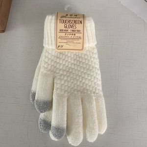 Touchscreen gloves in cream color women One size fits most